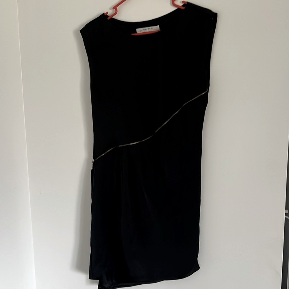 Zara black dress with zipper